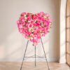 Coussin Tradition — fleurs de deuil livrees a Paris